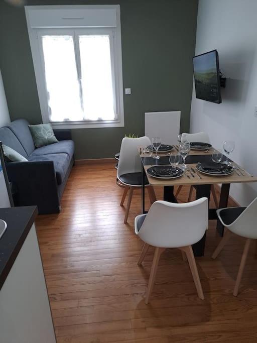 T2 Jacky Ic. /Moto / Circuit 24H / Oasis /Antares Apartman Le Mans Kültér fotó
