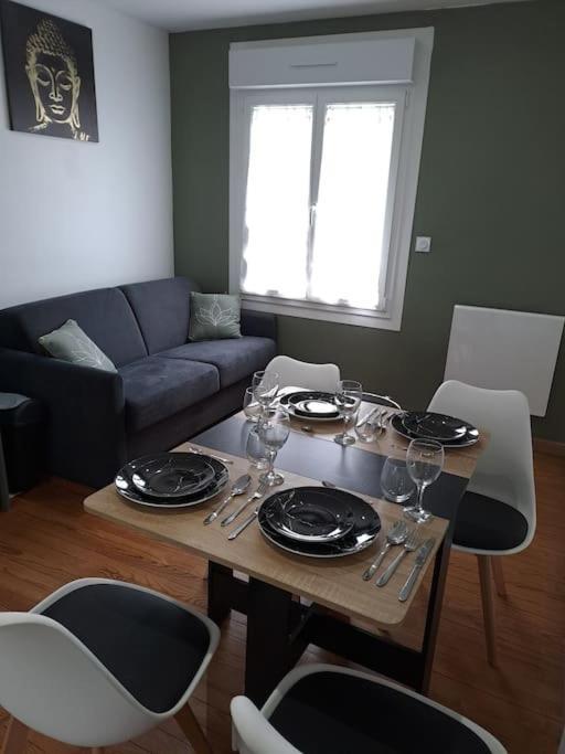T2 Jacky Ic. /Moto / Circuit 24H / Oasis /Antares Apartman Le Mans Kültér fotó